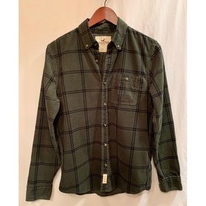 Hollister Shirt - very soft fabric!